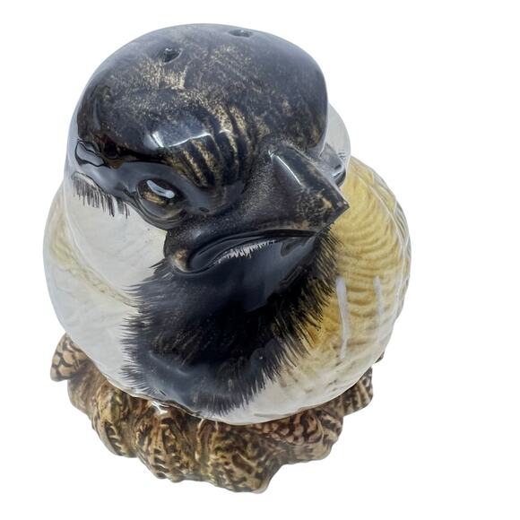 Big Sky Carvers Chickadee Salt & Pepper Shakers Ceramic Birds Vintage - Picture 8 of 8